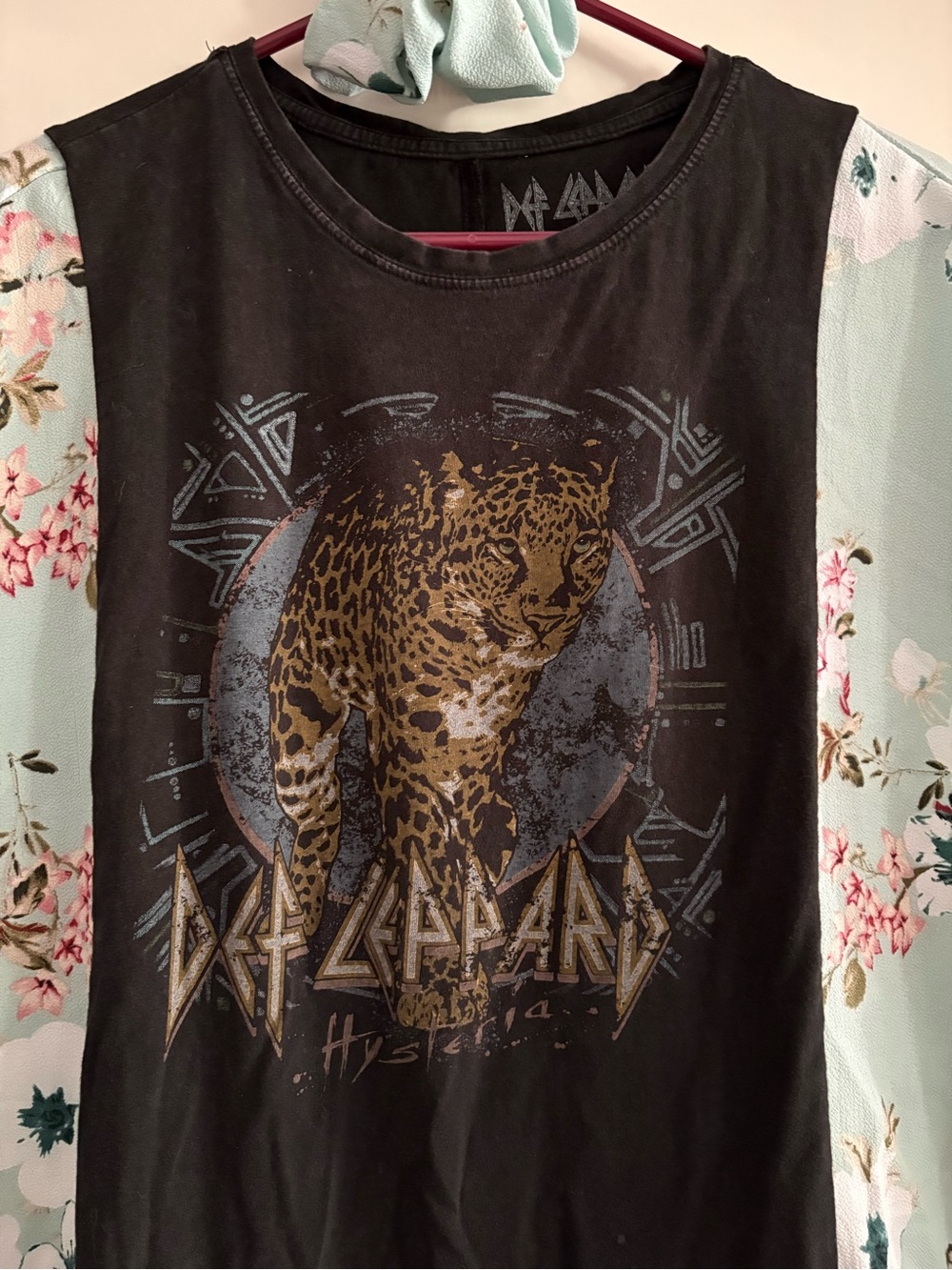 Def Leopard Short Sleeve Shirt